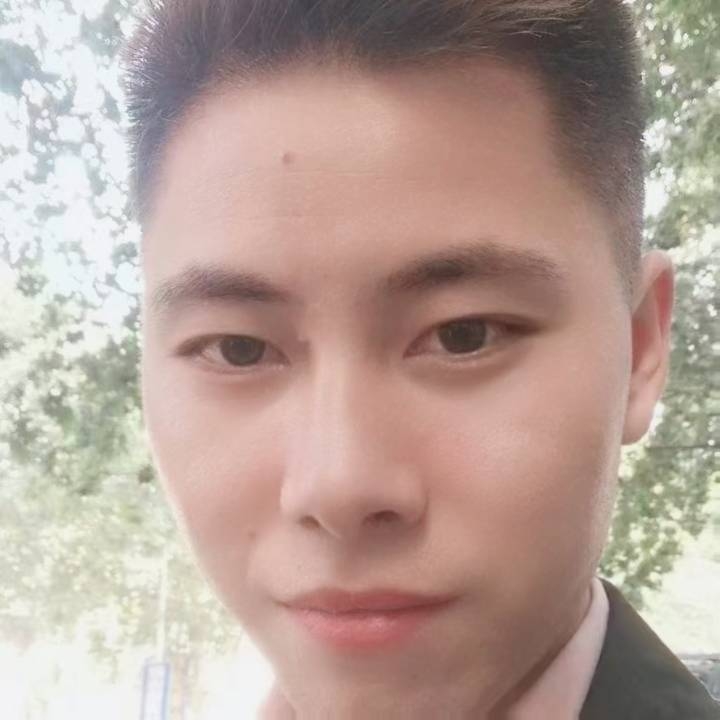 缺个伴的第一张照片--鞍山相亲服务中心